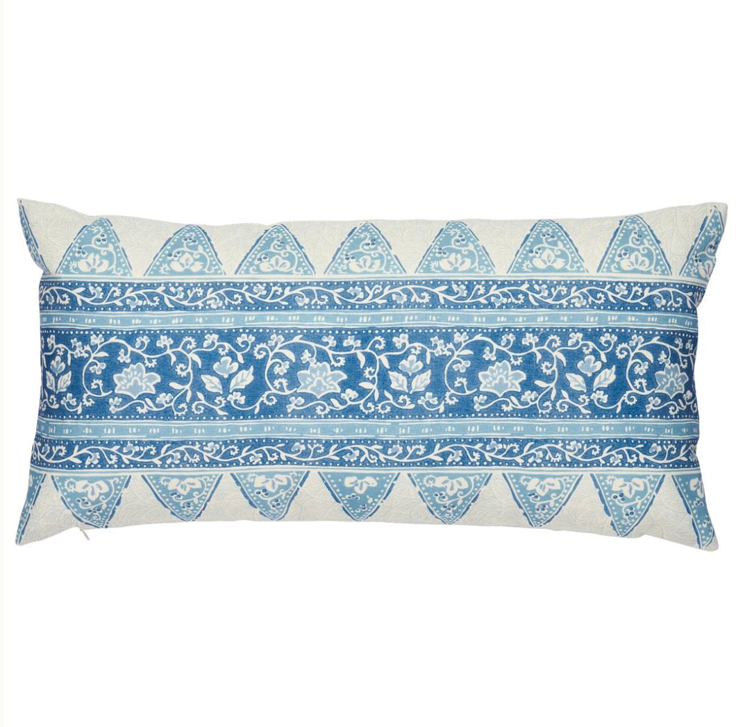 Schumacher outdoor outlet pillows