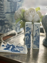 Chinese Porcelain Calligraphy Brush Holder