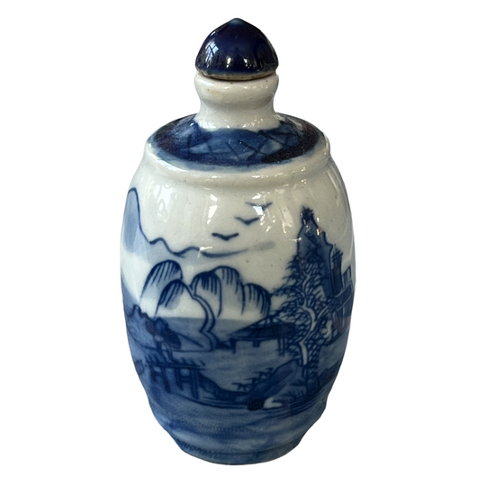 Antique Blue and White Porcelain Snuff Bottle